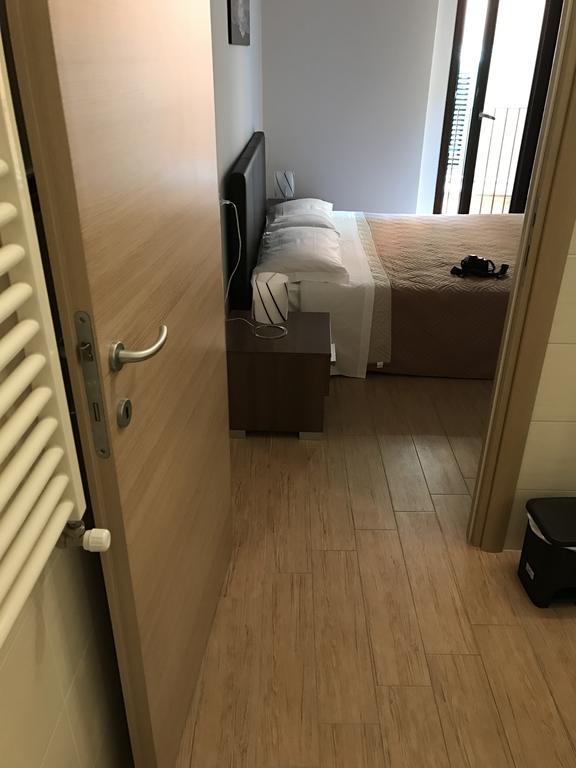 马里奥·阿尔博尔戈住宿加早餐旅馆 圣贝内代托-德尔特龙托 外观 照片